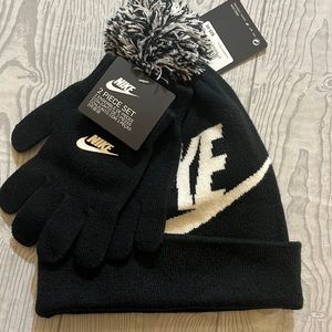 Nike Beanie Set